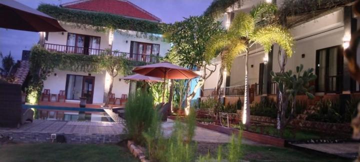 Hotel Tinggian Hill Retreat Batununggul Exterior foto